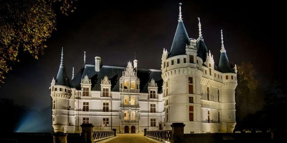 Château d'Azay-le-Rideau mis en lumière par NoctaBene